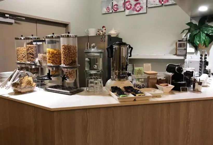 Отель Best Western Balmoral Motor Inn