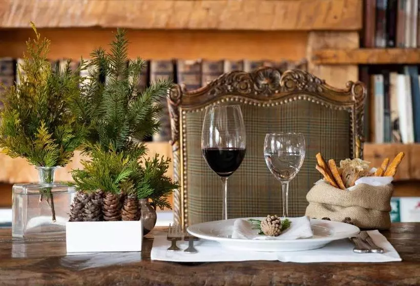 Hotel Pire Hue Lodge