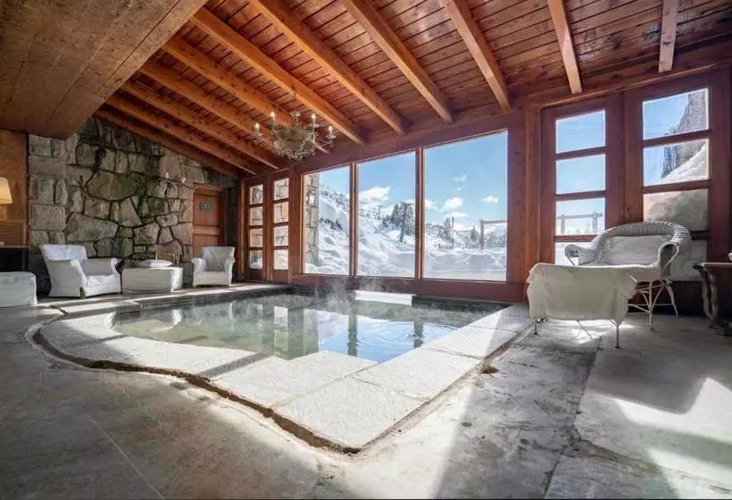 Hotel Pire Hue Lodge