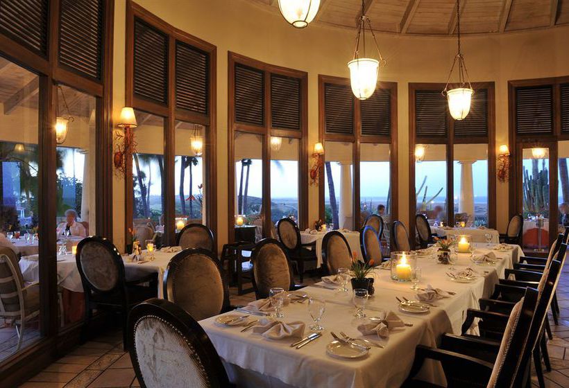 هتل Tierra del Sol Resort, Spa & Country Club