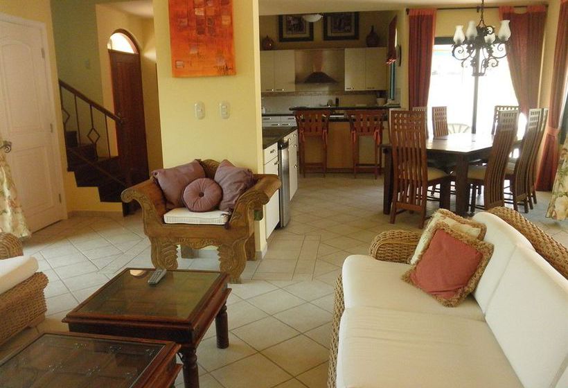 هتل Tierra del Sol Resort, Spa & Country Club