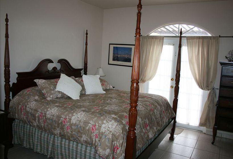 هتل Tierra del Sol Resort, Spa & Country Club