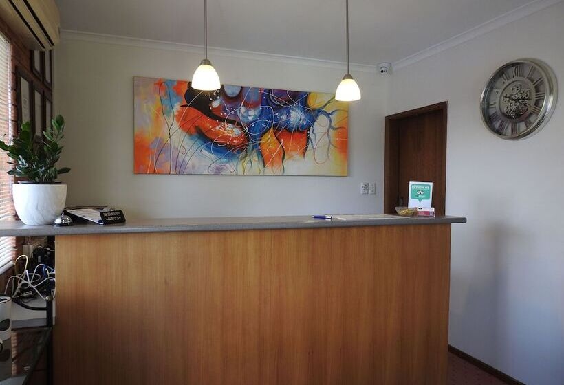 酒店 Wine Village Motor Inn