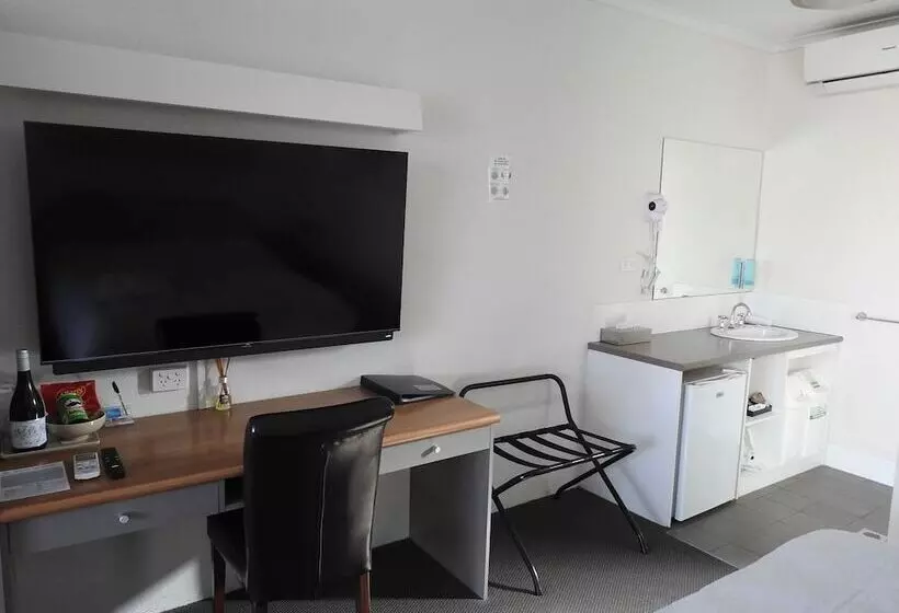 酒店 Wine Village Motor Inn