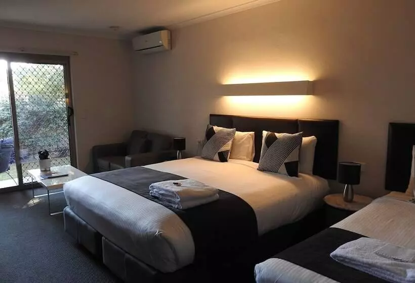 酒店 Wine Village Motor Inn