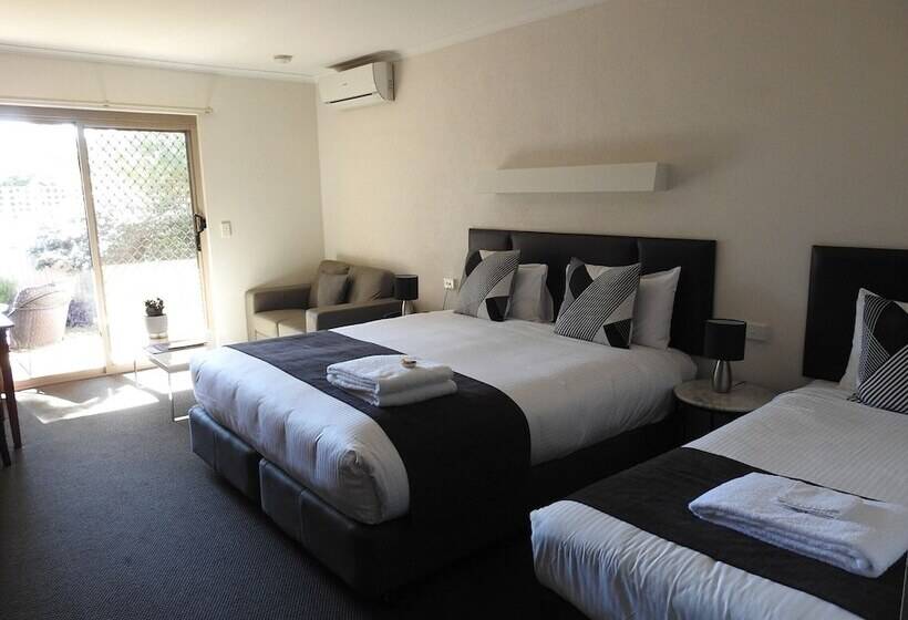 酒店 Wine Village Motor Inn