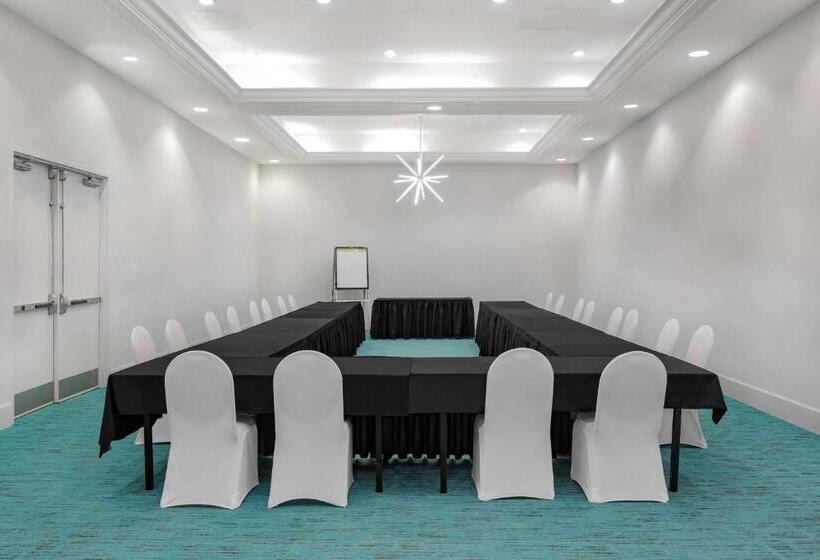 هتل Wyndham Orlando Resort & Conference Center Celebration Area