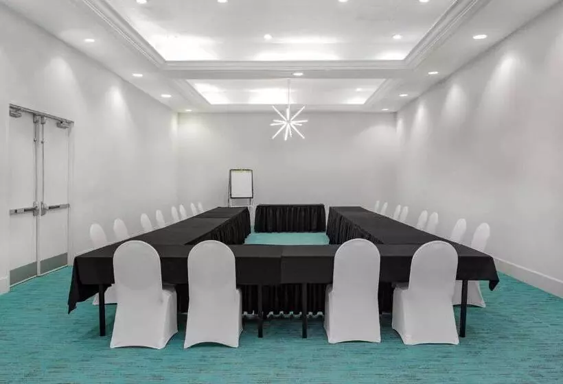 호텔 Wyndham Orlando Resort & Conference Center Celebration Area