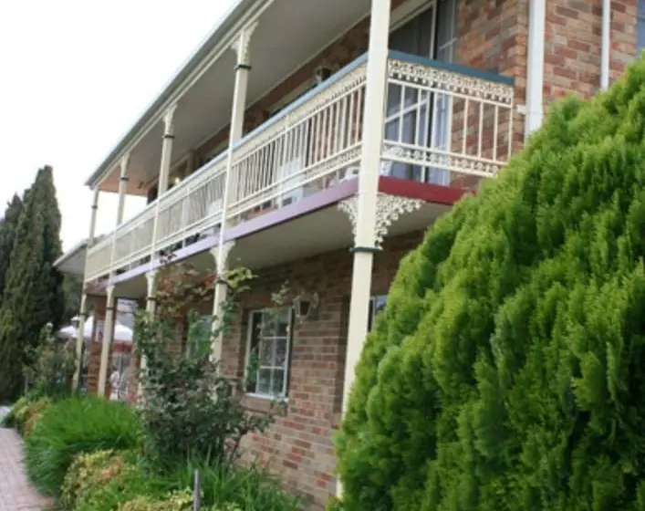 호텔 Grand Manor Motor Inn