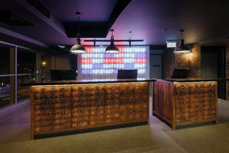 Отель Indigo Brisbane City Centre, An Ihg