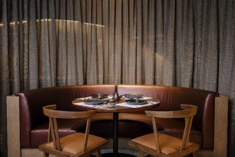 Отель Indigo Brisbane City Centre, An Ihg