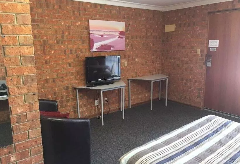 Отель Kadina Gateway Motor Inn