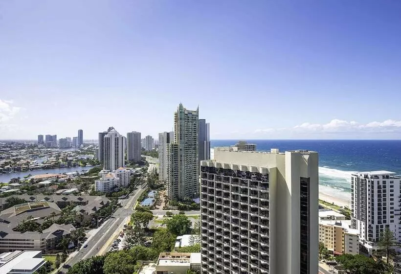 Hotel Mantra Crown Towers