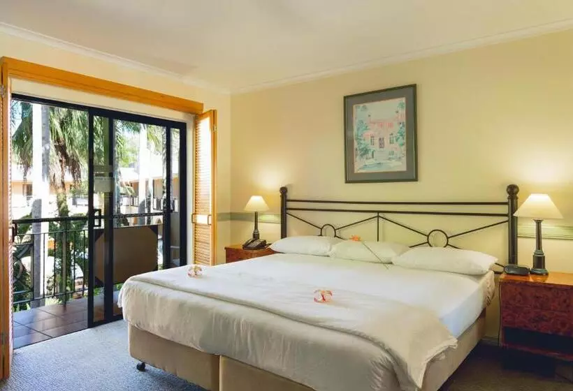 호텔 Palm Royale Cairns