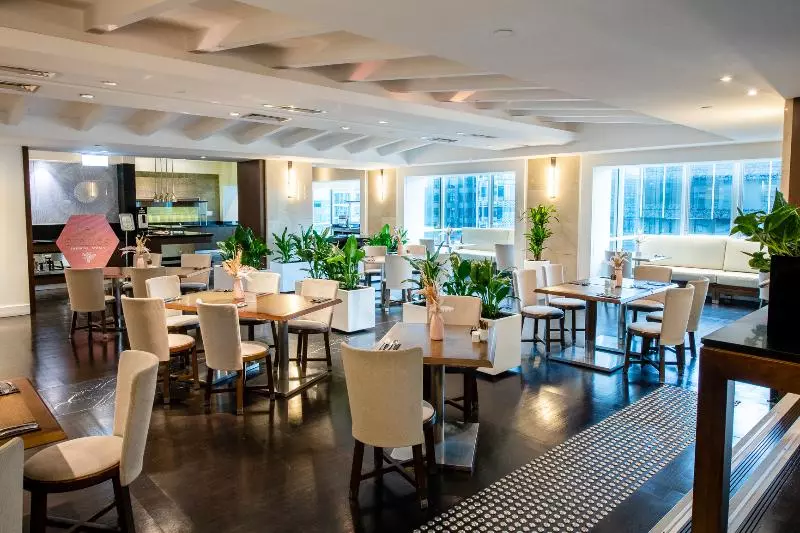 호텔 Swissôtel Sydney