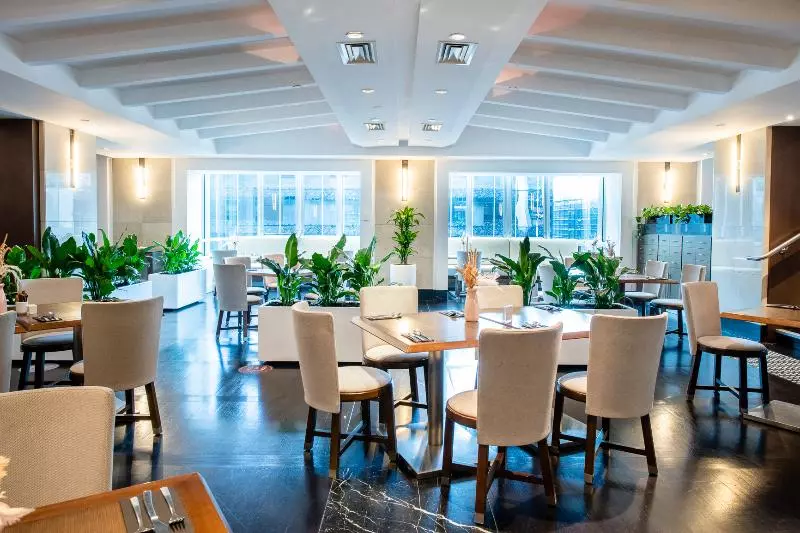 호텔 Swissôtel Sydney