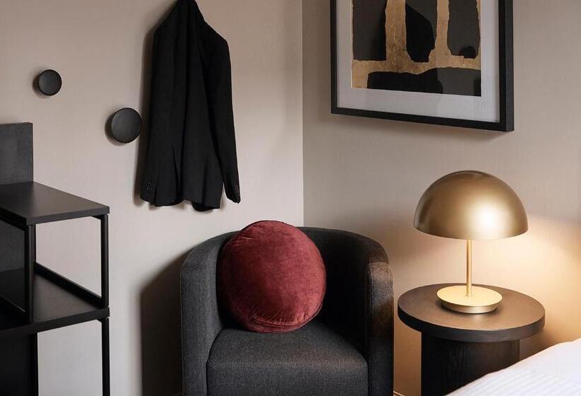 The Capitol Hotel Sydney