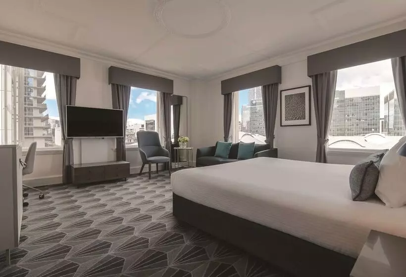 The Savoy Hotel On Little Collins Melbourne