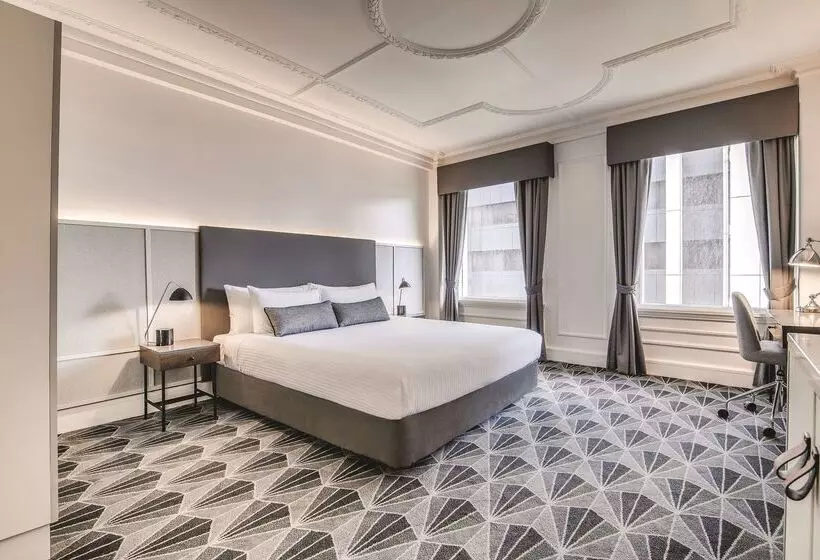 The Savoy Hotel On Little Collins Melbourne