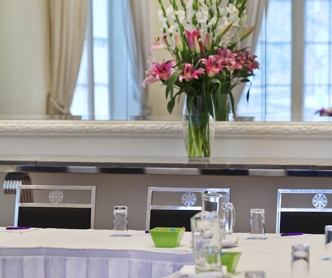 The Savoy Hotel On Little Collins Melbourne