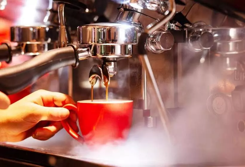 Loxton Community Hotel Motel