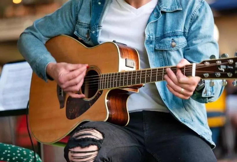 Loxton Community Hotel Motel