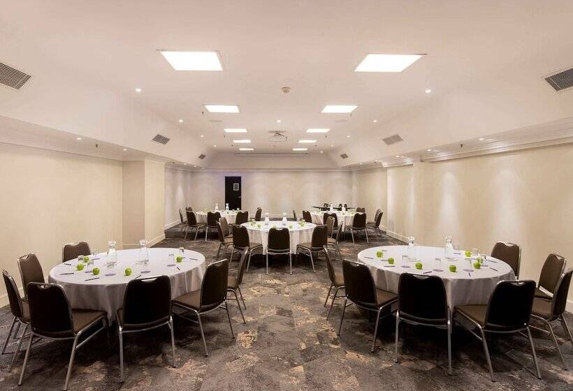 Novotel Sydney International Airport