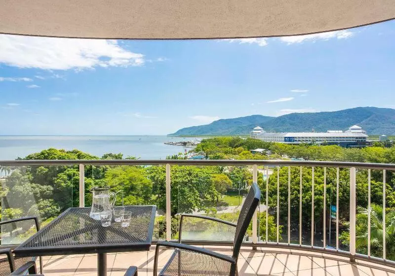 酒店 Breakfree Royal Harbour