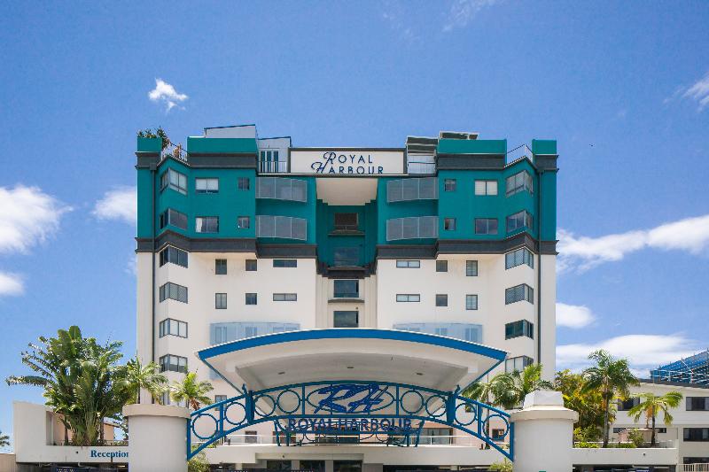 Hotel Breakfree Royal Harbour