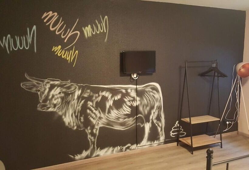 בית מלון כפרי Mama Muh Self Check In