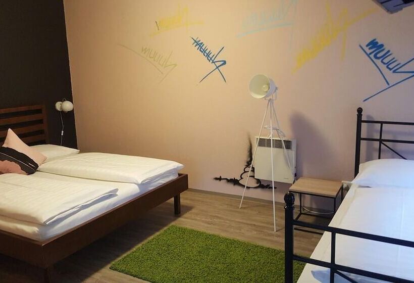 בית מלון כפרי Mama Muh Self Check In