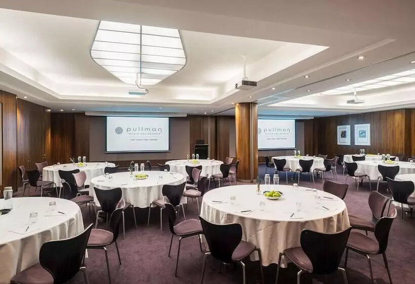 호텔 Pullman Quay Grand Sydney Harbour