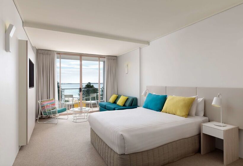 בית מלון כפרי Rydges Cronulla Beachside
