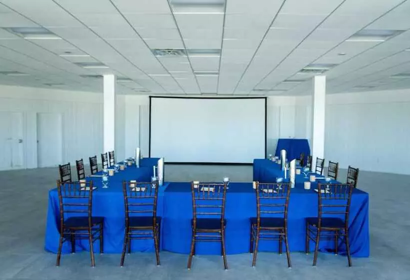 Abaco Beach Resort And Boat Harbour Marina