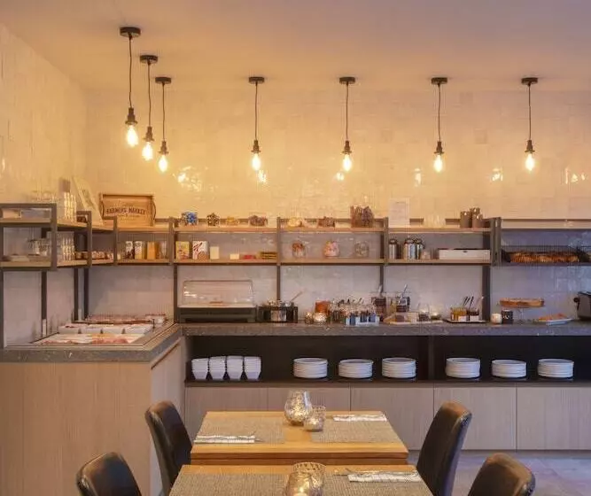 هتل Auberge St. Pol