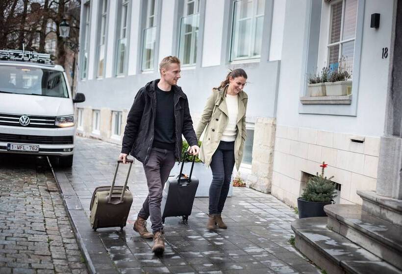 هتل Augustyn Brugge