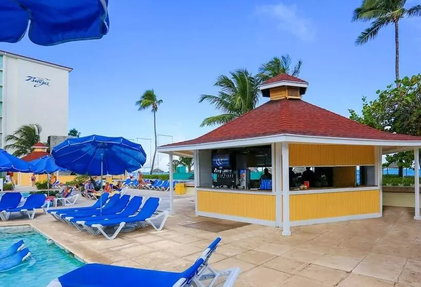 هتل Breezes Resort & Spa All Inclusive, Bahamas
