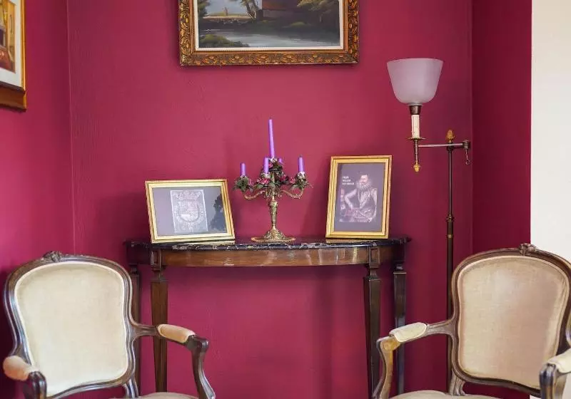 Отель Prins Van Oranje