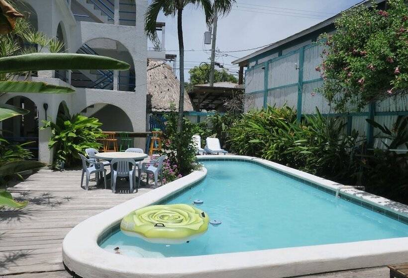 Seven Seas Resort Adults Only