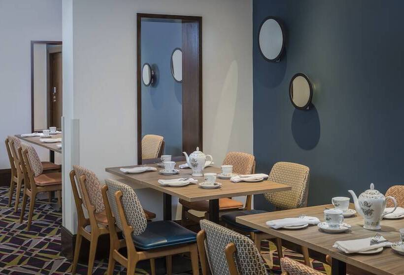 Ashford International Hotel & Spa