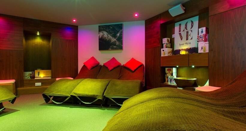 Ashford International Hotel & Spa