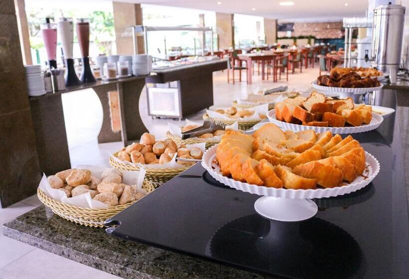 فندق El Aram Beach & Convention