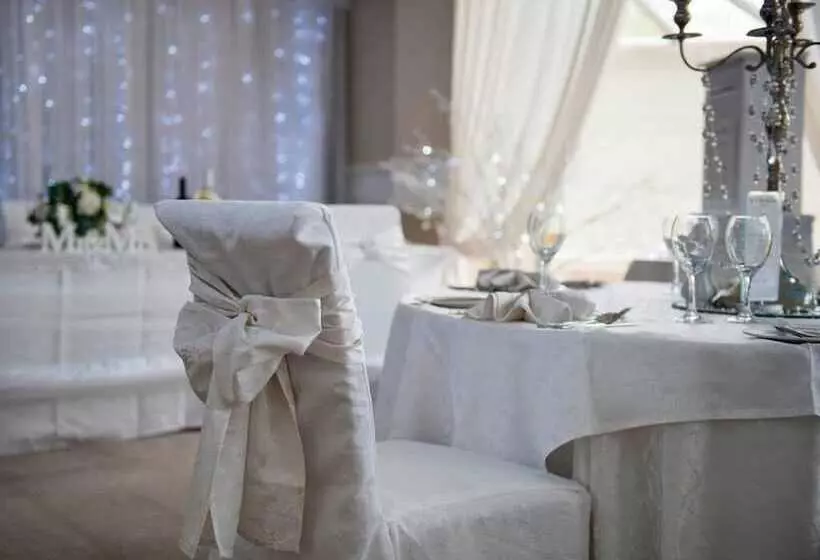 בית מלון כפרי Avonbridge