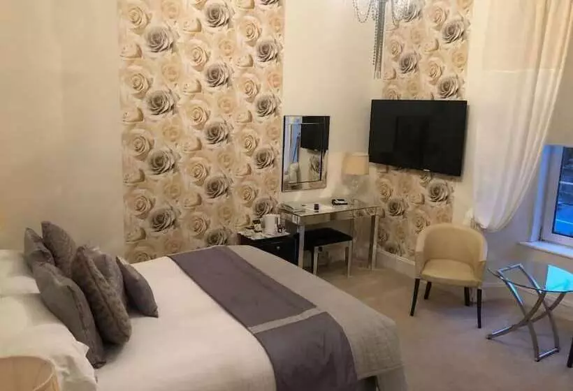 בית מלון כפרי Avonbridge