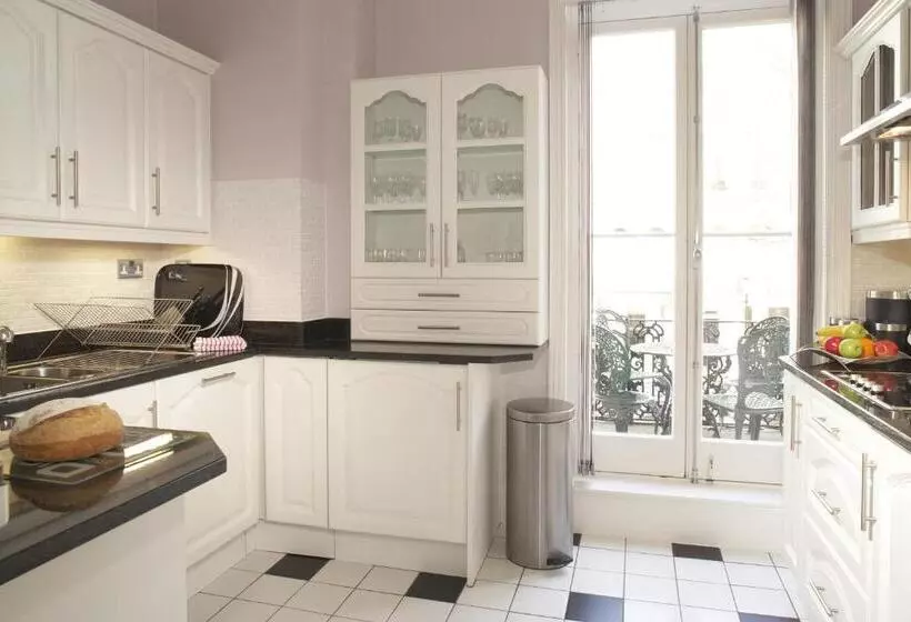 호텔 Beaufort House   Knightsbridge