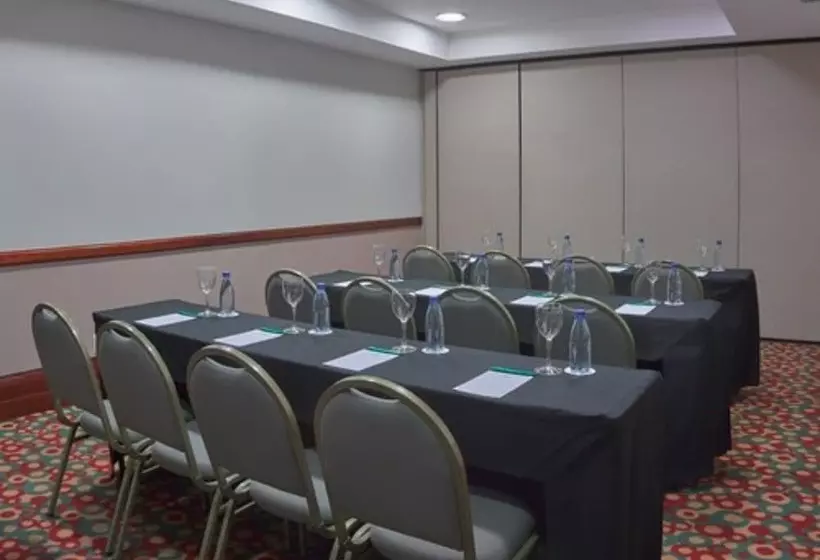 Bourbon Hotel & Suites Curitiba