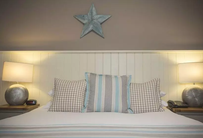 George Hotel, Bw Signature Collection