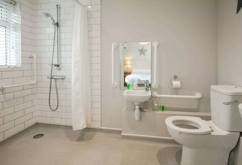 George Hotel, Bw Signature Collection