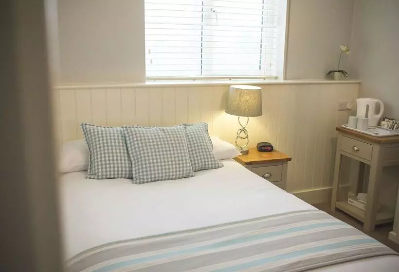 George Hotel, Bw Signature Collection