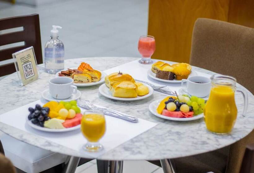 Hotel Rede Andrade Luxor